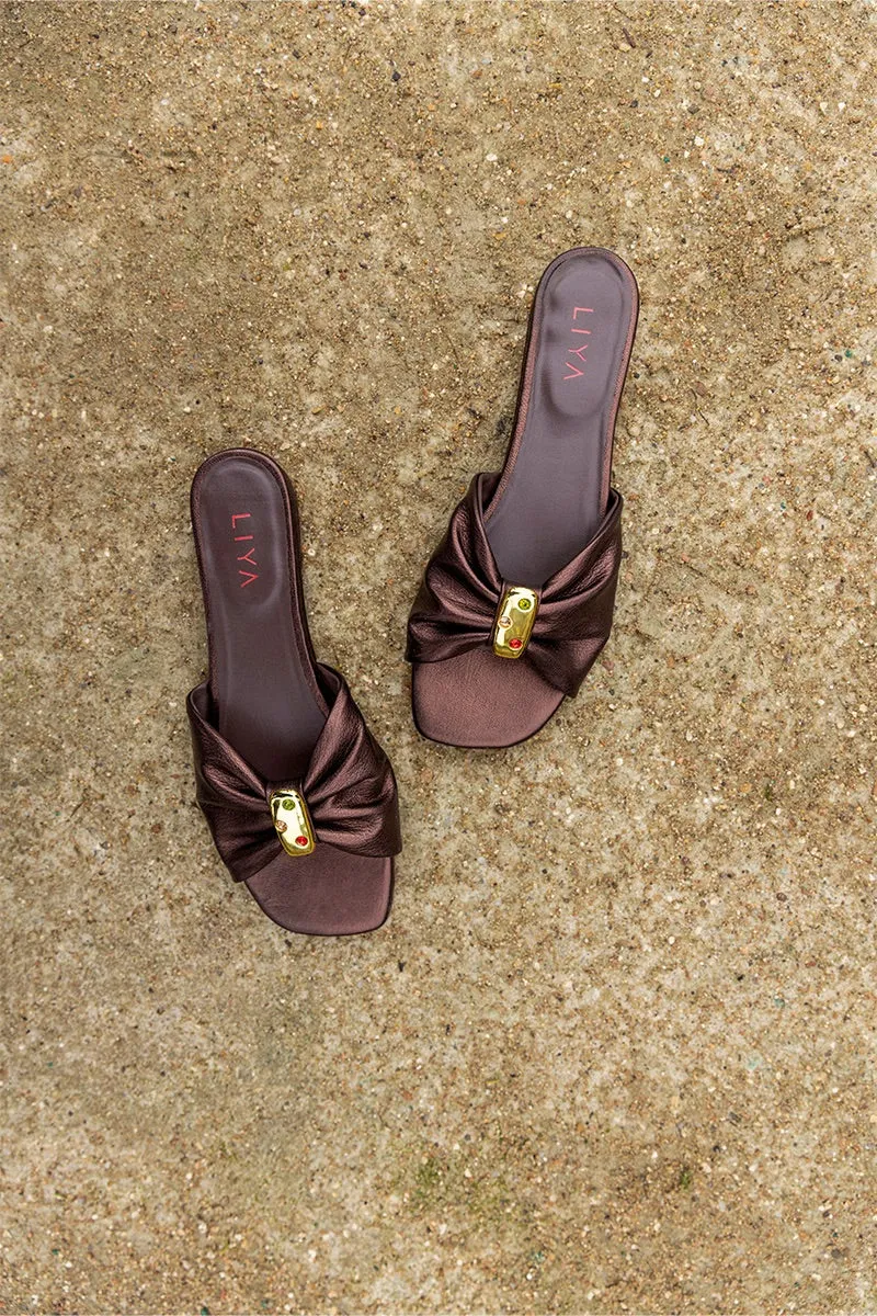AMELIE COFFEE SLIPPERS