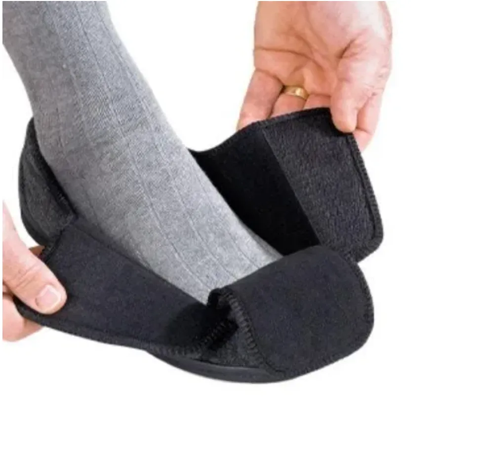 Mens Extra Extra Wide Slip Resistant Slippers