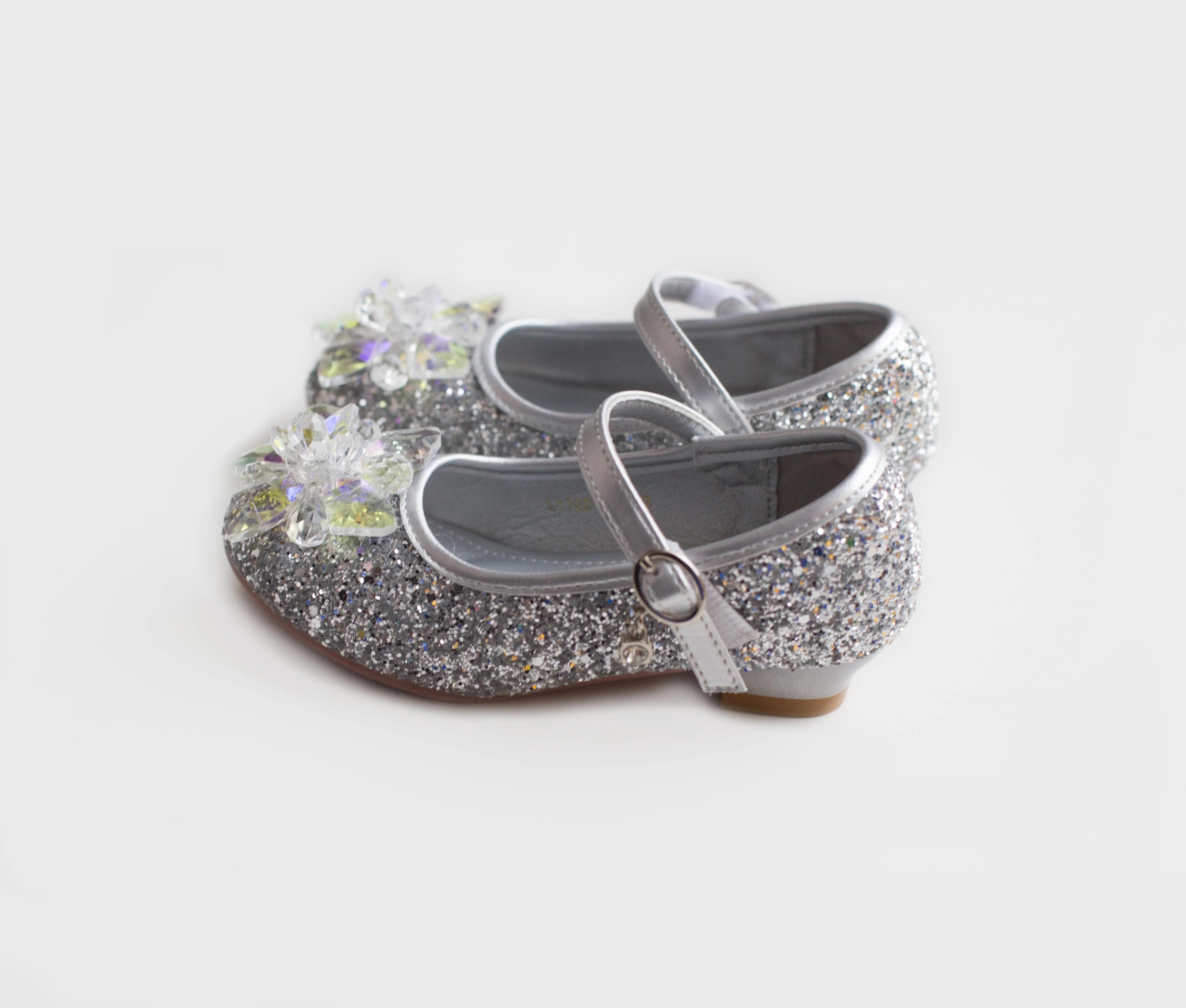 Princess silver glitter shoe
